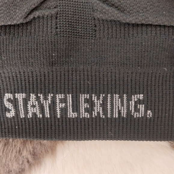 Form Focus Sports Bra Sz M/L - Picture 6 of 6